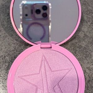 Jeffree Star NEFFREE highlighter